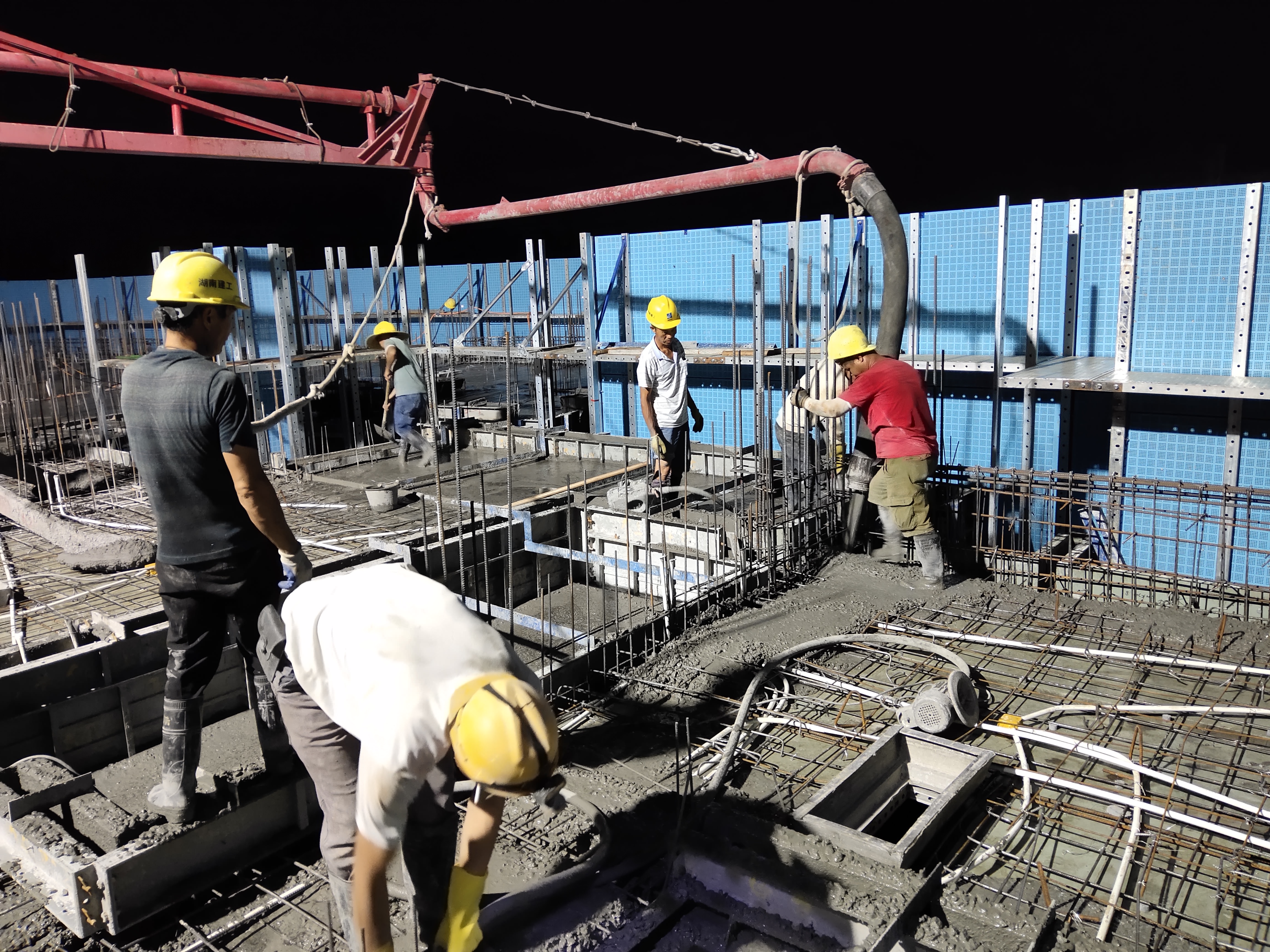 百日會戰(zhàn)正當(dāng)時 烈日炎炎展英才 (7).jpg 百日會戰(zhàn)正當(dāng)時 烈日炎炎展英才 (7).jpg